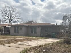 Pre-foreclosure in  W EMERSON AVE San Antonio, TX 78226