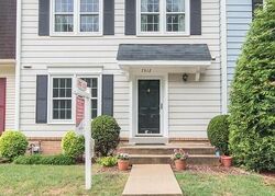 Pre-foreclosure in  Spring View Ct Springfield, VA 22153