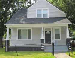 Pre-foreclosure in  Hamilton Ave Portsmouth, VA 23707