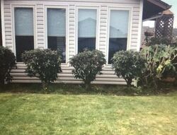 Pre-foreclosure in  Alameda Dr Kelso, WA 98626