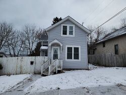  S 9th St, Sheboygan WI