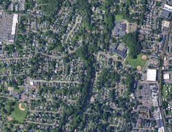 Pre-foreclosure in  Toms Rd Stamford, CT 06906