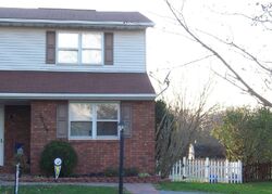 Pre-foreclosure in  Meadowview Dr Hanover, PA 17331