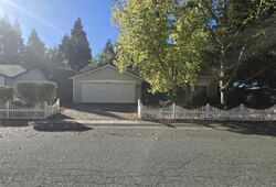 Pre-foreclosure in  Eddy Way Redding, CA 96002