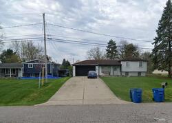 Pre-foreclosure in  Crane Rd Fenton, MI 48430