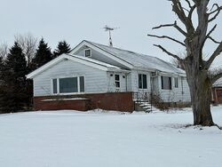  Palmyra Rd, Palmyra MI