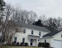 Pre-foreclosure in  Watlington Dr Charlotte, NC 28270