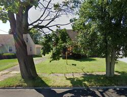 Pre-foreclosure in  Maplewood Ave Struthers, OH 44471