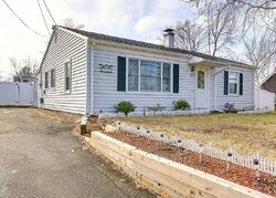 Pre-foreclosure in  Durham Rd Wallingford, CT 06492