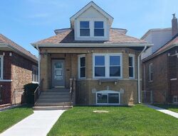 Pre-foreclosure in  S Komensky Ave Chicago, IL 60629