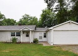 Pre-foreclosure in  S Gougar Rd Homer Glen, IL 60491