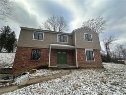 Pre-foreclosure in  IRISHTOWN ROAD EXT Bethel Park, PA 15102