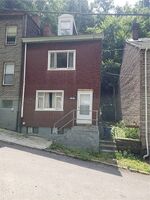 Pre-foreclosure in  Rostock St Pittsburgh, PA 15212