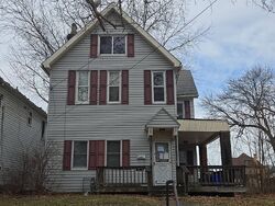 Pre-foreclosure in  12th St New Brighton, PA 15066