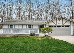 Pre-foreclosure in  Lakeview Dr Crossville, TN 38558