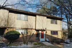 Pre-foreclosure in  N Green Dr Newport News, VA 23602