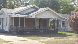 Pre-foreclosure in  72nd St N Birmingham, AL 35206