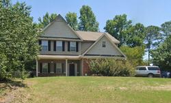 Pre-foreclosure in  Summerfield Ln Phenix City, AL 36867