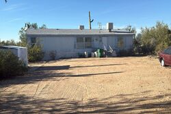 Pre-foreclosure in  N Van Ark Rd Tucson, AZ 85743
