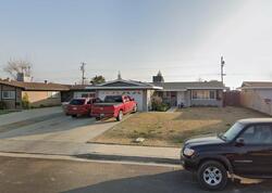 Pre-foreclosure in  Sheridan Ave Bakersfield, CA 93308
