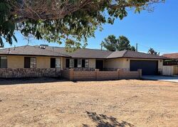 Pre-foreclosure in  Casco Rd Apple Valley, CA 92308