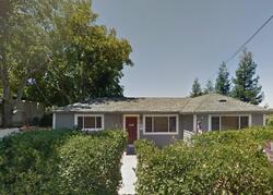 Pre-foreclosure in  River Ave Oakdale, CA 95361