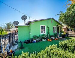 Pre-foreclosure in  Cottonwood St Victorville, CA 92395
