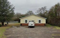 Pre-foreclosure in  LONNIE LN Americus, GA 31709