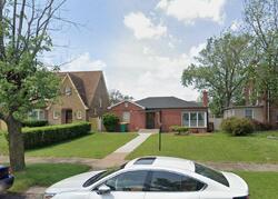 Pre-foreclosure in  Cleveland St Gary, IN 46404