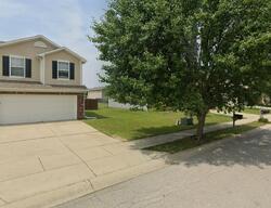 Pre-foreclosure in  Thistle Wood Dr Greenfield, IN 46140