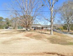 Pre-foreclosure in  Glenn Carrie Rd Hull, GA 30646