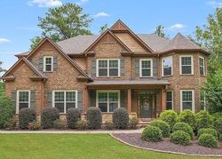 Pre-foreclosure in  Sterling Pointe Dr Nw Kennesaw, GA 30152