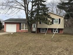 Pre-foreclosure in  Reynolds Dr Bristol, IN 46507