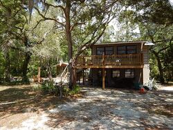  6th St, Steinhatchee FL