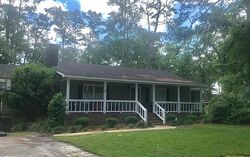 Pre-foreclosure in  E Washington St Thomasville, GA 31792