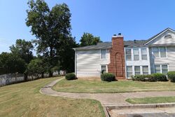 Pre-foreclosure in  Parkview Ct Stone Mountain, GA 30083