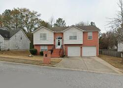 Pre-foreclosure in  Castle Court Way Lithonia, GA 30058