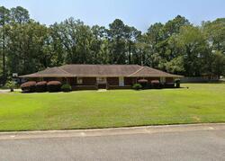Pre-foreclosure in  Dunwoody Dr Dublin, GA 31021