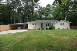 Pre-foreclosure in  Patterson Ave Fort Oglethorpe, GA 30742