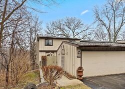 Pre-foreclosure in  Florimond Dr Elgin, IL 60123