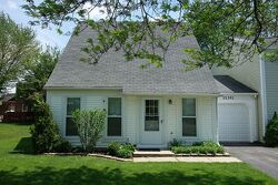 Pre-foreclosure in  Blackthorn Ln Warrenville, IL 60555