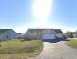 Pre-foreclosure in  Ashleigh Ln Roscoe, IL 61073