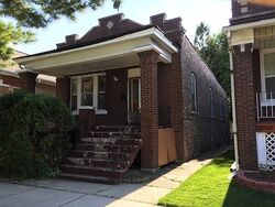 Pre-foreclosure in  S 56TH CT Cicero, IL 60804