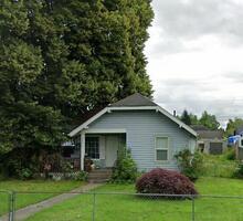 Pre-foreclosure in  16th Ave Longview, WA 98632