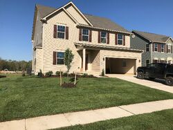 Pre-foreclosure in  Curtin Dr White Plains, MD 20695