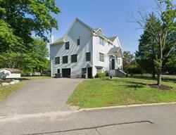 Pre-foreclosure in  New County Rd Monsey, NY 10952