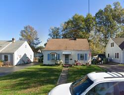 Pre-foreclosure in  Penn Ave Edison, NJ 08817