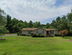 Pre-foreclosure in  Parklane Dr Winnsboro, SC 29180