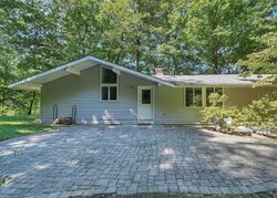 Pre-foreclosure in  Haverstraw Rd Suffern, NY 10901