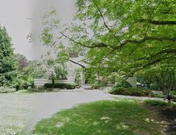 Pre-foreclosure in  Highview Ave Pearl River, NY 10965